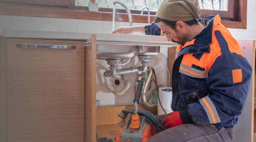 Professional Leak Detection in Grosse Ile, MI
